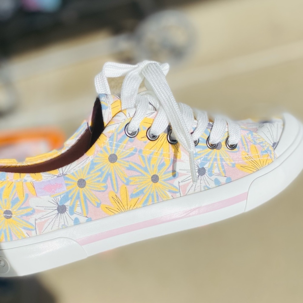 NEW ROCKET DOG Sneaker Jumpin Beverly Women Size 10M Pink Yellow Floral - Picture 3 of 11